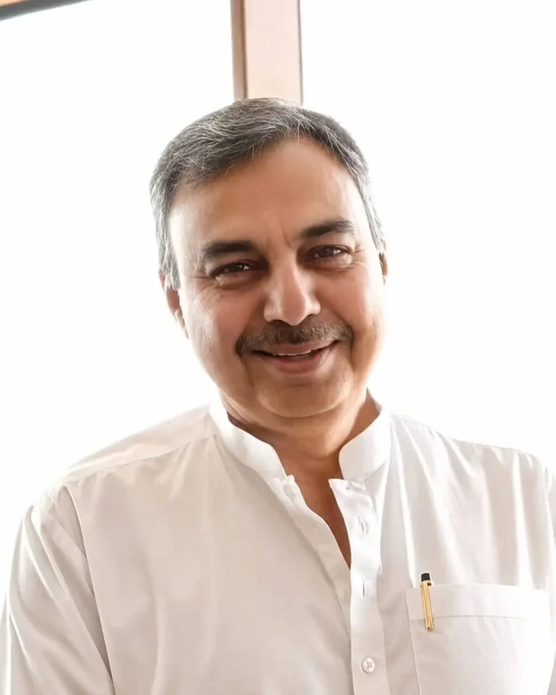 Portrait of Roshan Ali Kanasro